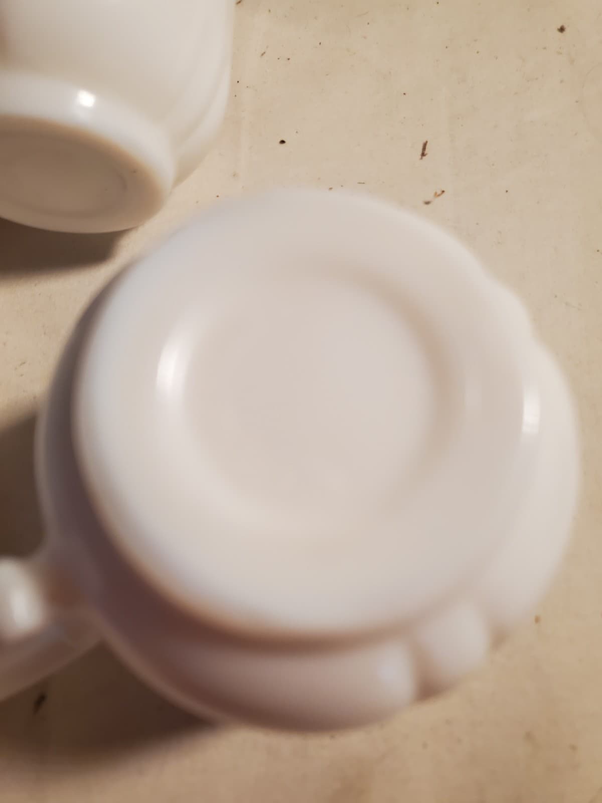 Arcopal France Floral Milk Glass Tea Cups Set of 2 Pink Blossom Pattern Vintage - Thumbnail 4