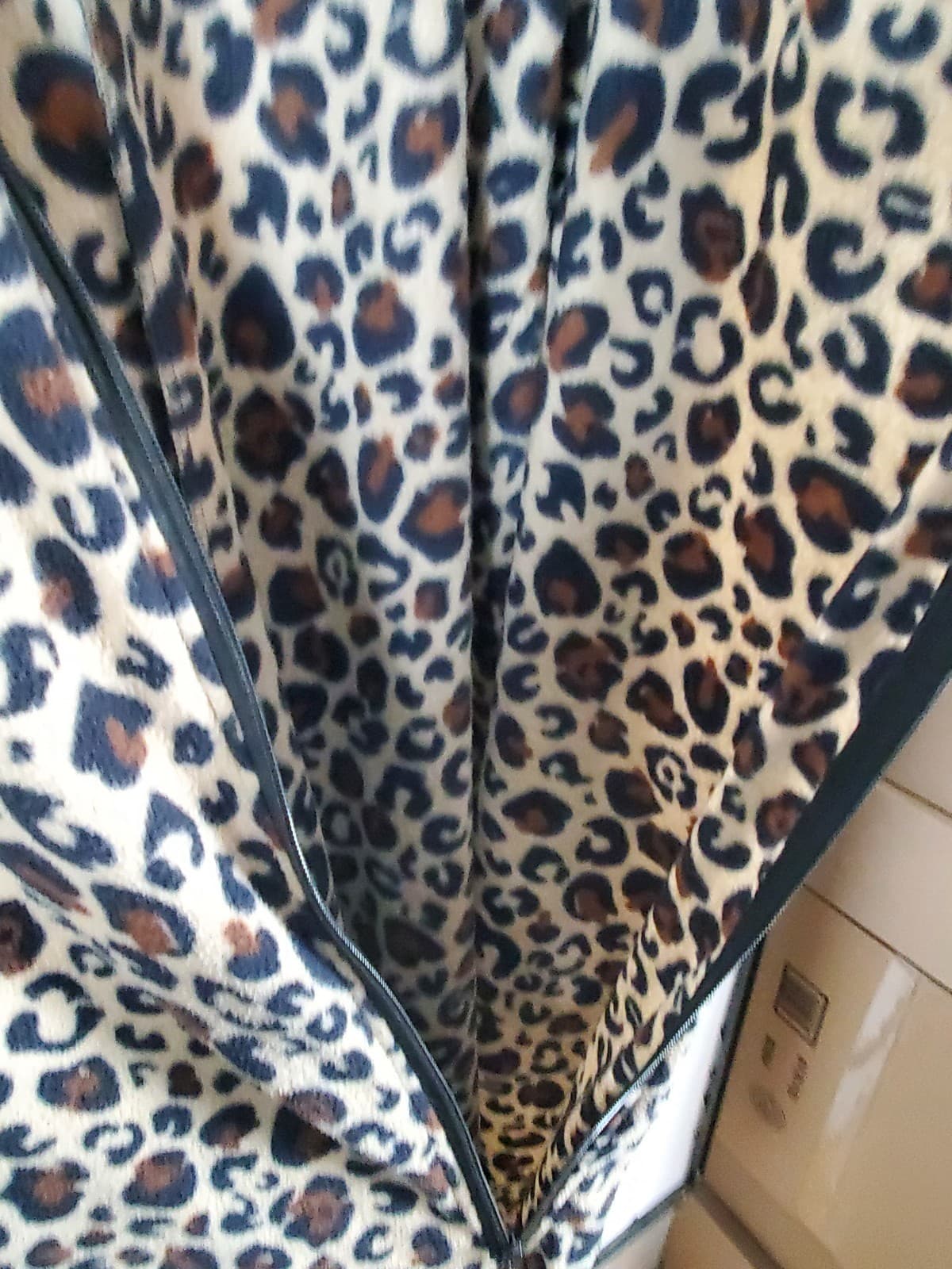 Footie Pajamas Leopard Print Long Sleeve - Lounge - Comfy - XL - Thumbnail 5