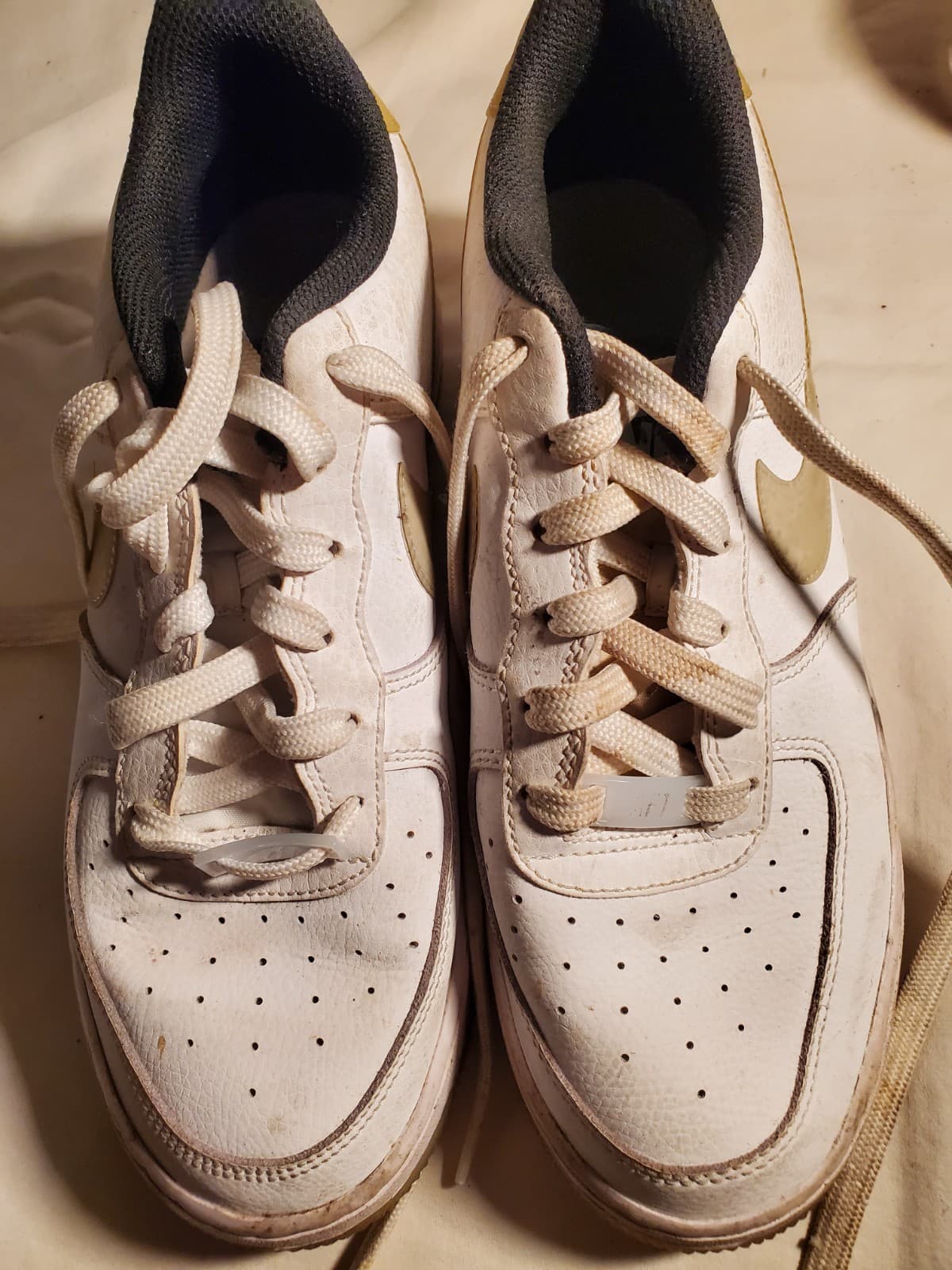 Nike Air Force 1 Low KSA GS White Youth Size 6.5Y CW5909-100 Sneakers Shoes
