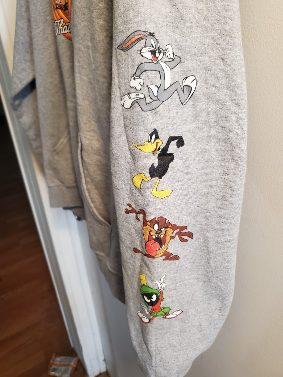 Looney Tunes Show That's All Folks! Pullover Hoodie Sweatshirt Gray Size Medium - Thumbnail 3