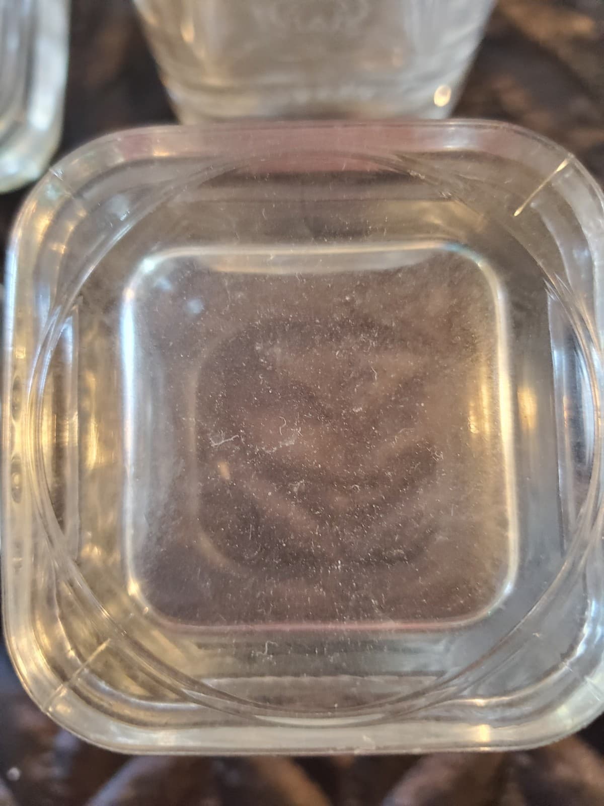 Crown Royal Limited Edition Year 2000 Set of 4 Embossed Whiskey Rocks Glasses - Thumbnail 3