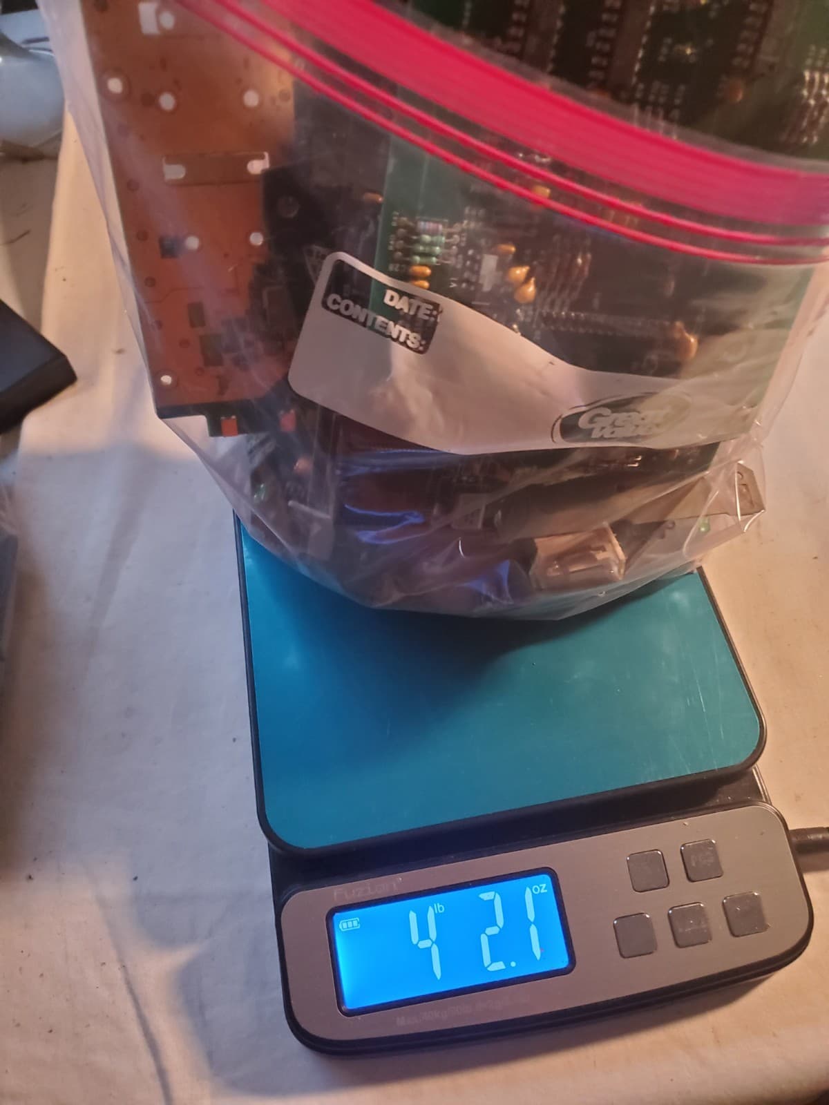 4LBS - Scrap Circuit boards/chips/connectors For Precious Metals Recovery GOLD