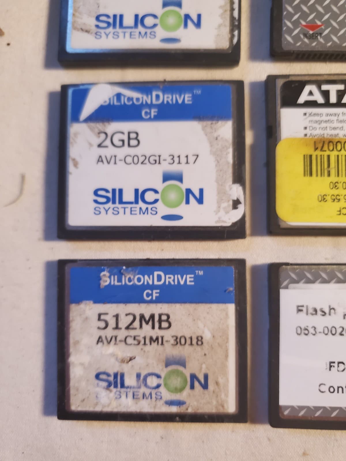 Lot of 10 compactFlash 512mB up to 8gb cards. Some industrial Grade temp AS IS - Thumbnail 3