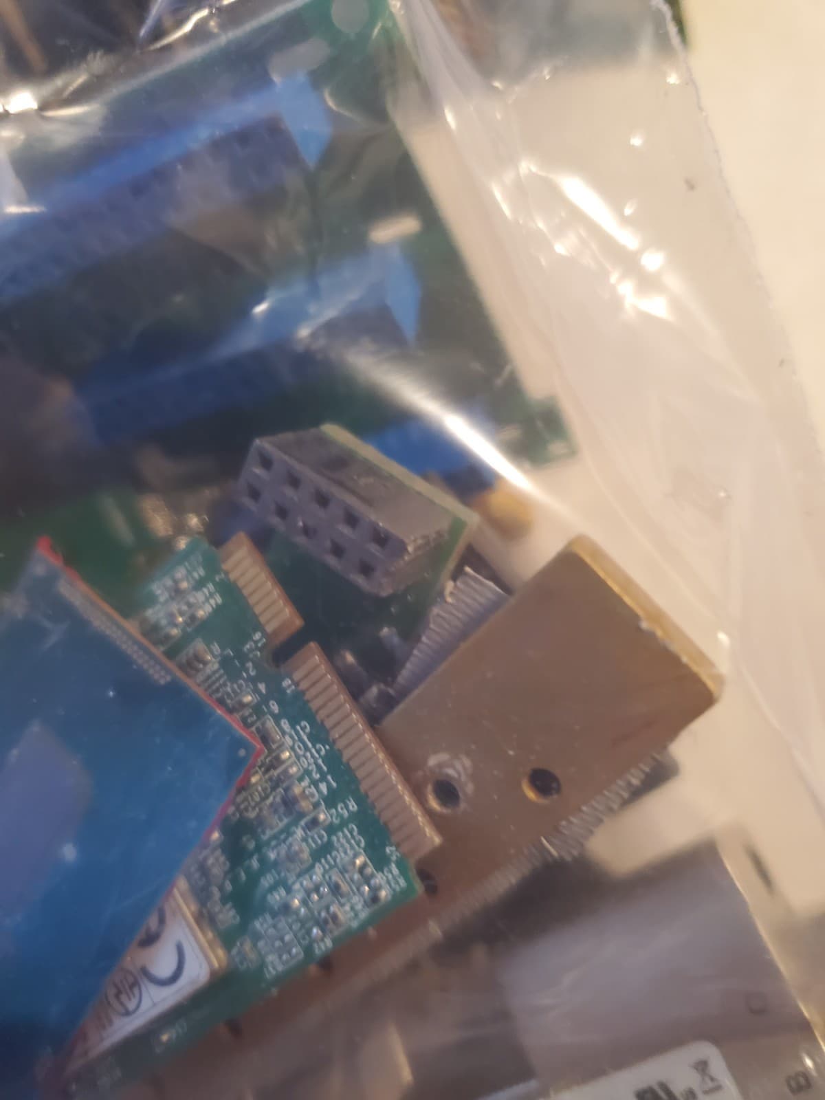 4LBS - Scrap Circuit boards/chips/connectors For Precious Metals Recovery GOLD - Thumbnail 5