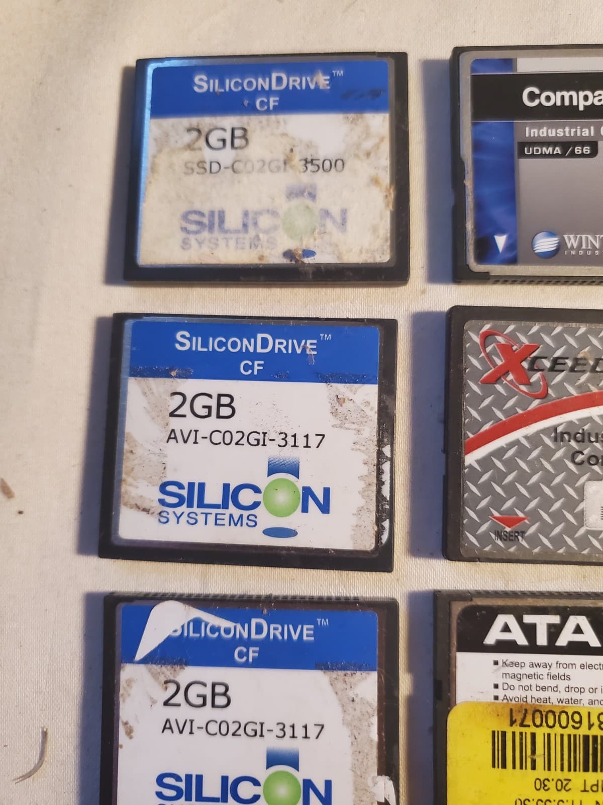 Lot of 10 compactFlash 512mB up to 8gb cards. Some industrial Grade temp AS IS - Thumbnail 2
