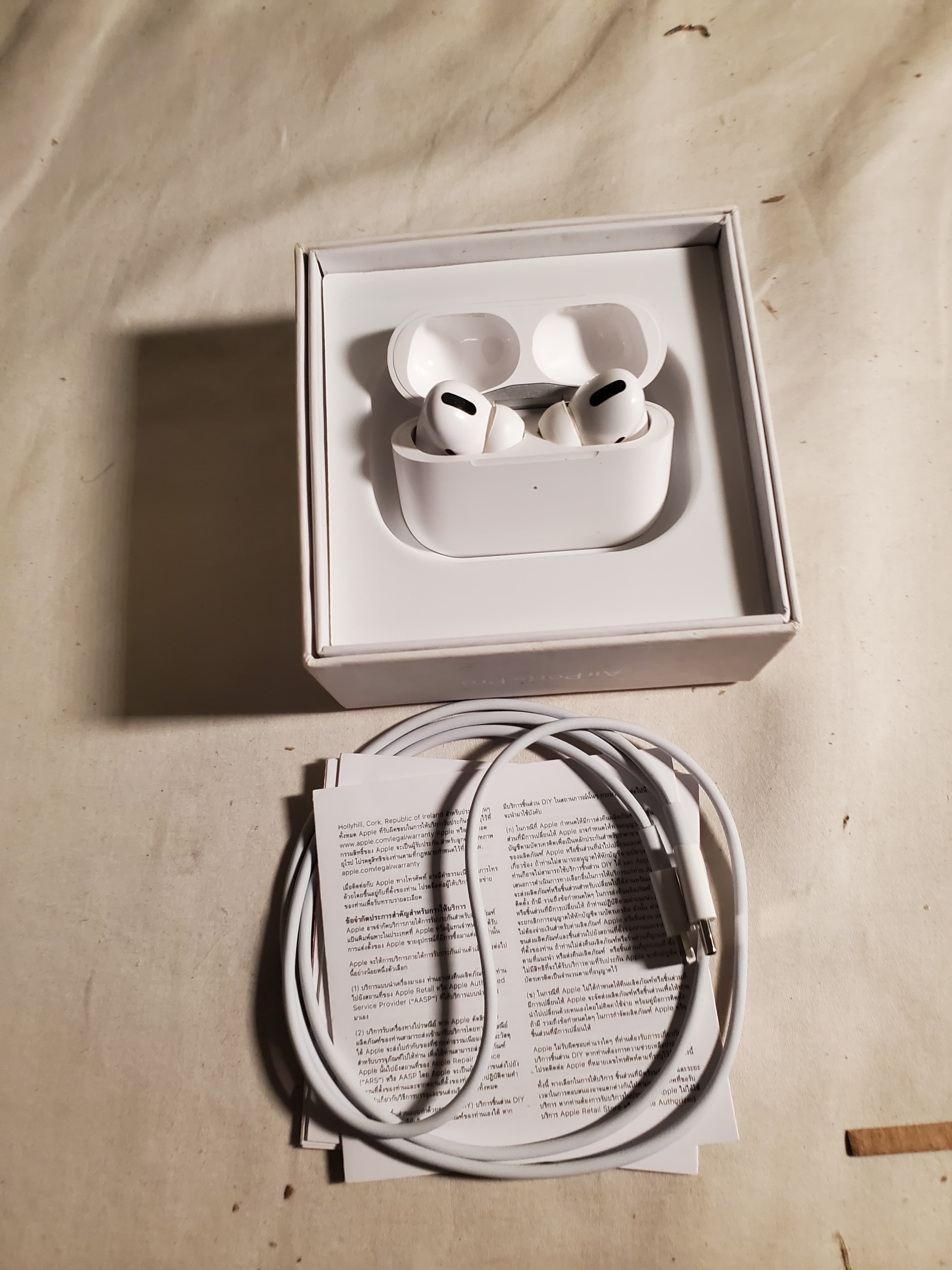 Apple Air Pods Pro 3rd Generation MWP22AM/A Original Box
