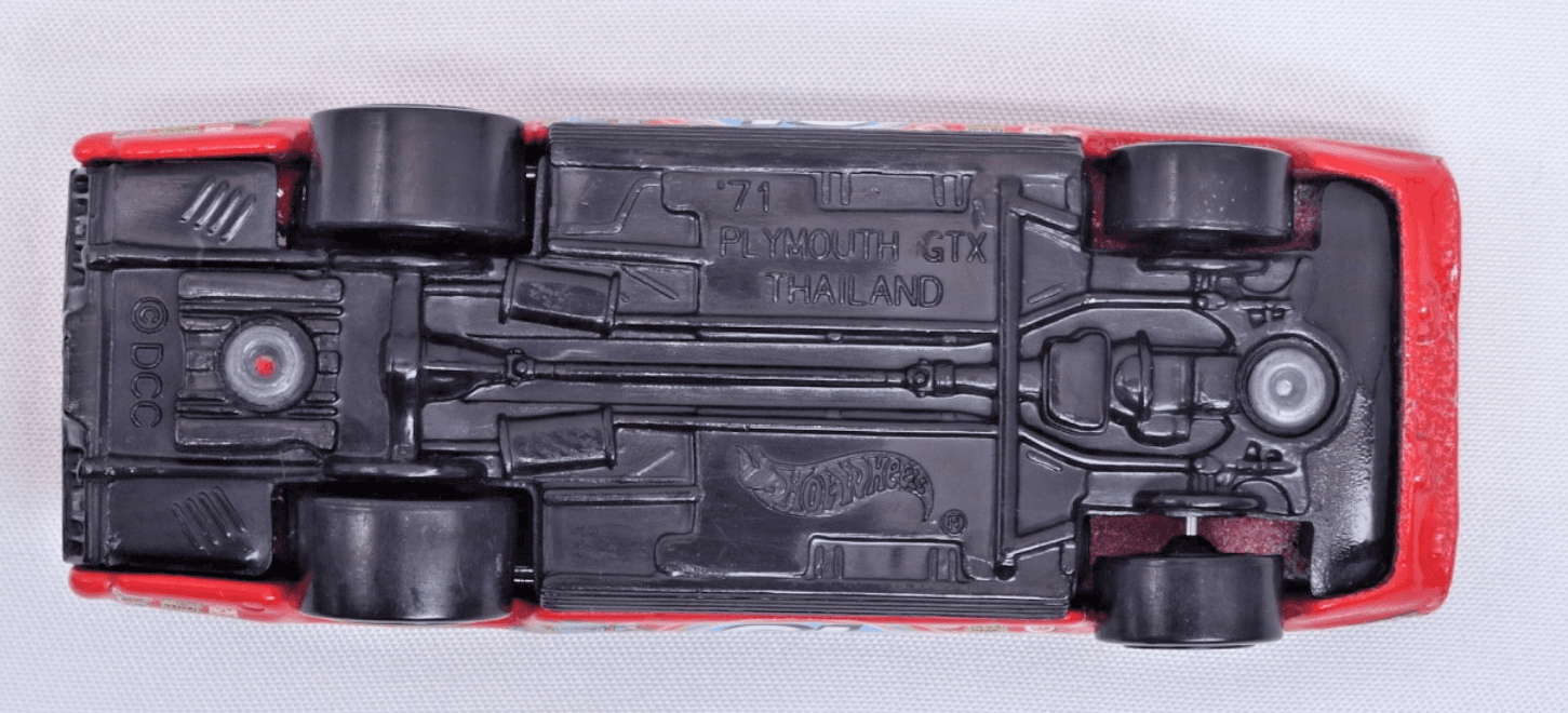 Hot Wheels ~ 1971 PLYMOUTH GTX ~ Richard Petty #43 Lucky Charms ~ 1:64 Diecast - Thumbnail 9