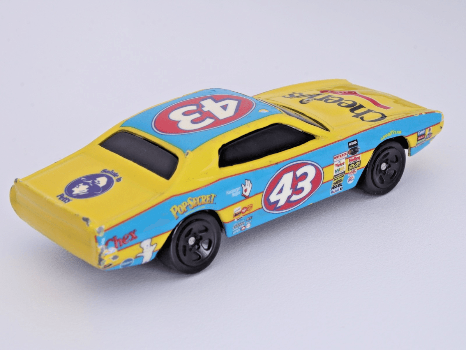 2004 Hot Wheels ~ Richard Petty 1974 DODGE CHARGER ~ #43 Cheerios Salute - Thumbnail 5