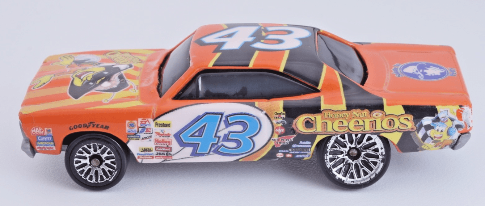 2004 Hot Wheels ~ 1970 ROADRUNNER ~ Richard Petty #43 Honey Nut Cheerios 1:64 - Thumbnail 4