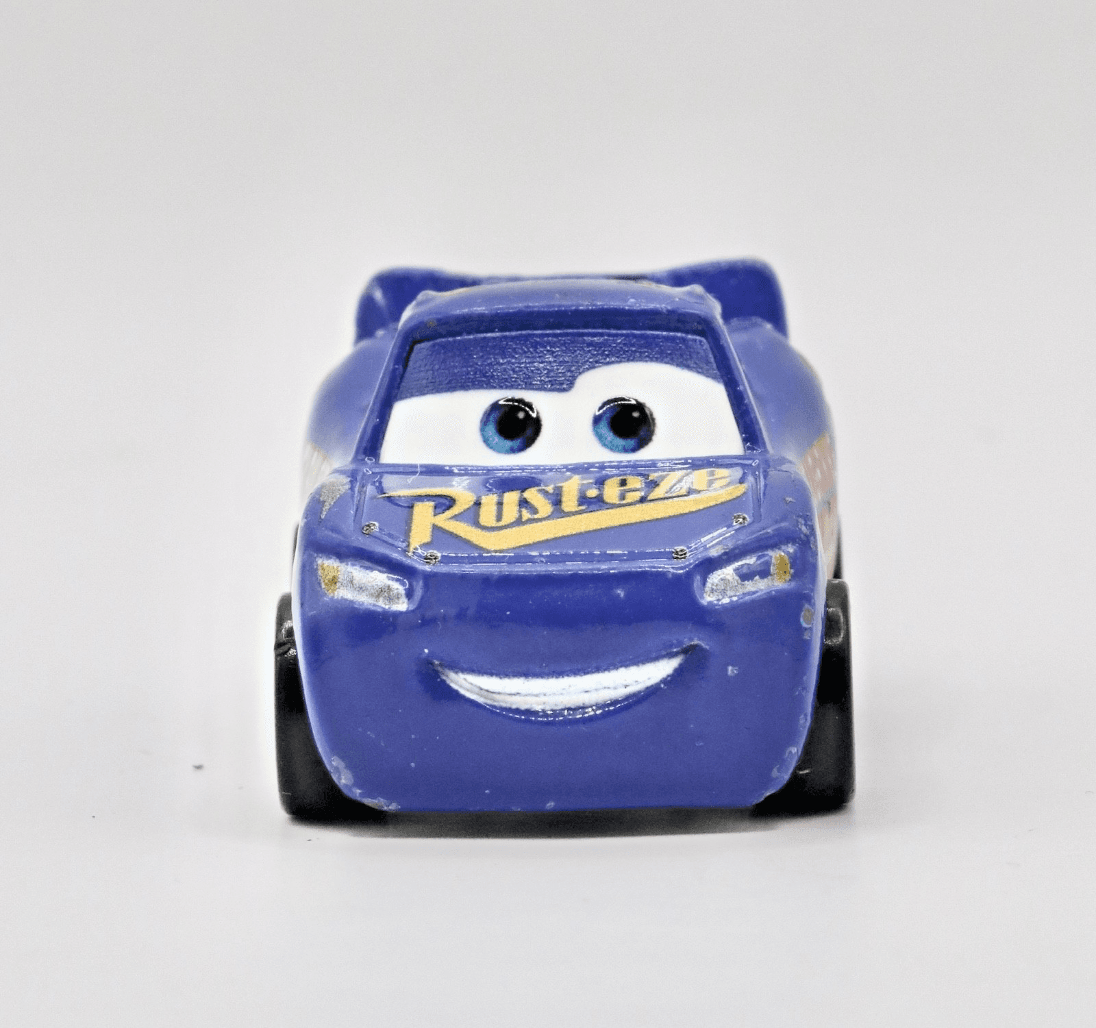 Disney Pixar Cars ~ Mini Racers ~ FABULOUS LIGHTNING MCQUEEN ~ 2023 Series 2 #17 - Thumbnail 3