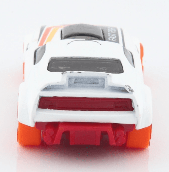 2022 Hot Wheels Speed Team ~ FAST FISH (2/5) ~ Collector # 47/250 Diecast - Thumbnail 7