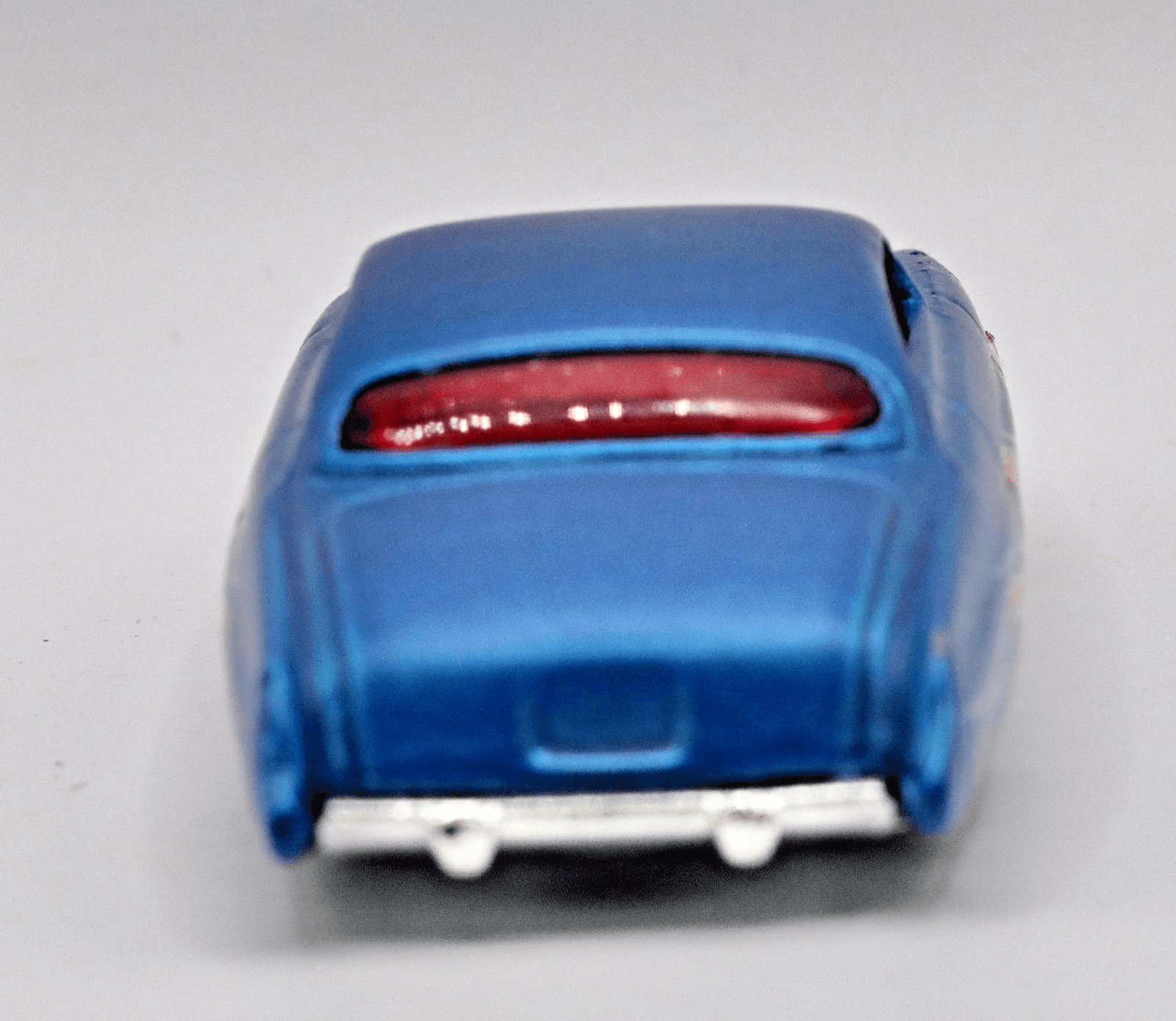 2011 Hot Wheels Heat Fleet ~ FISH'D & CHIP'D #4/10 ~ 94/244 ~ Diecast 1:64 - Thumbnail 4