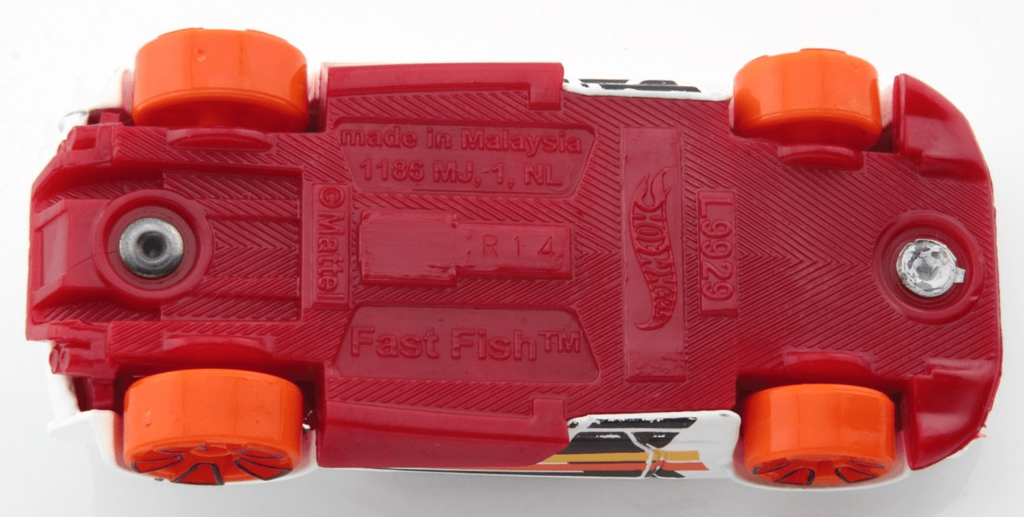2022 Hot Wheels Speed Team ~ FAST FISH (2/5) ~ Collector # 47/250 Diecast - Thumbnail 10