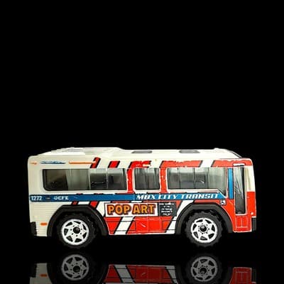 MATCHBOX 2004 MBX CITY TRANSIT POP ART BUS