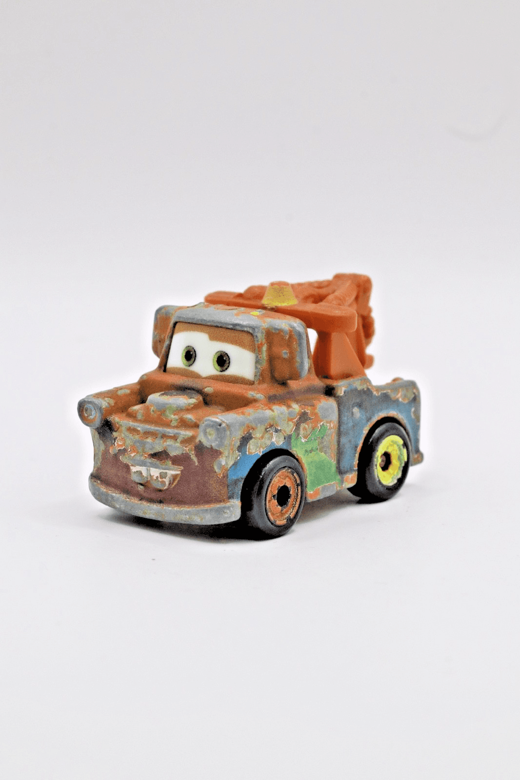 Disney Pixar Cars ~ Mini Racers ~ TOW MATER ~ Diecast Truck 1:110 - Thumbnail 2
