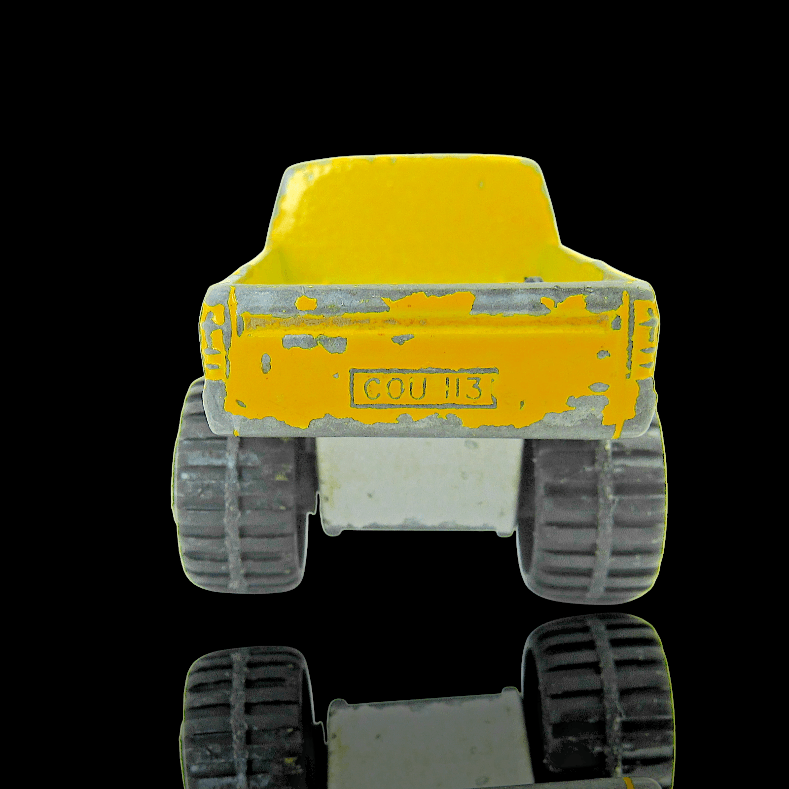 Matchbox 1981 4x4 Pickup ~ #24 ~ Yellow ~ Goodyear Bilstein 1/64 - Thumbnail 7