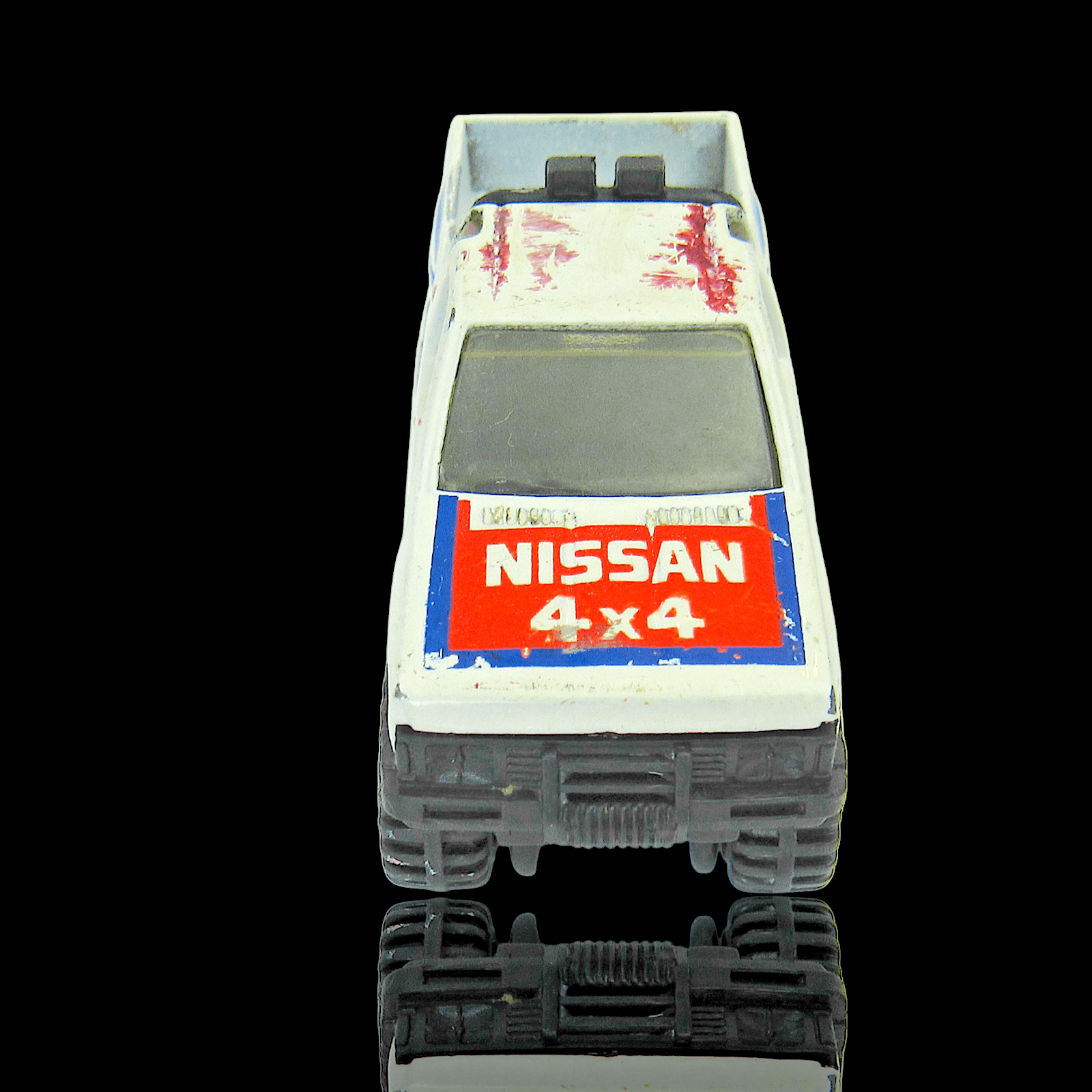 Hot Wheels 1987 NISSAN HARDBODY 4x4 PICKUP ~ VINTAGE ~ White Red Diecast - Thumbnail 4