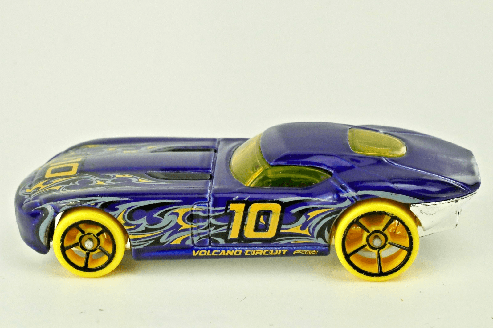 2008 Hot Wheels ~ FAST FELION ~ VOLCANO CIRCUIT #10 ~ 1:64 ~ Blue ~ Diecast - Thumbnail 4