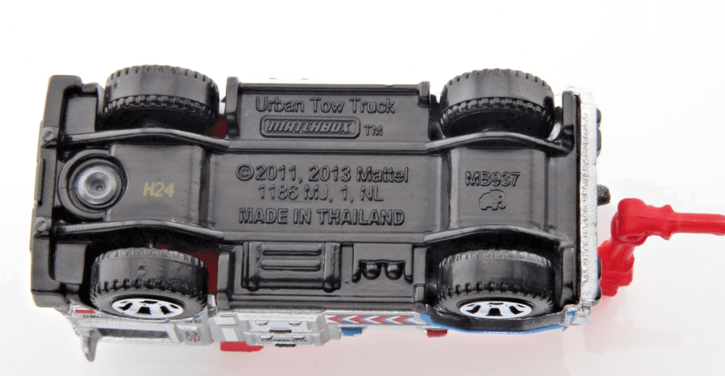 2023 Matchbox City Drivers III ~ URBAN TOW TRUCK ~ Silver/Red 1:64 Diecast - Thumbnail 10