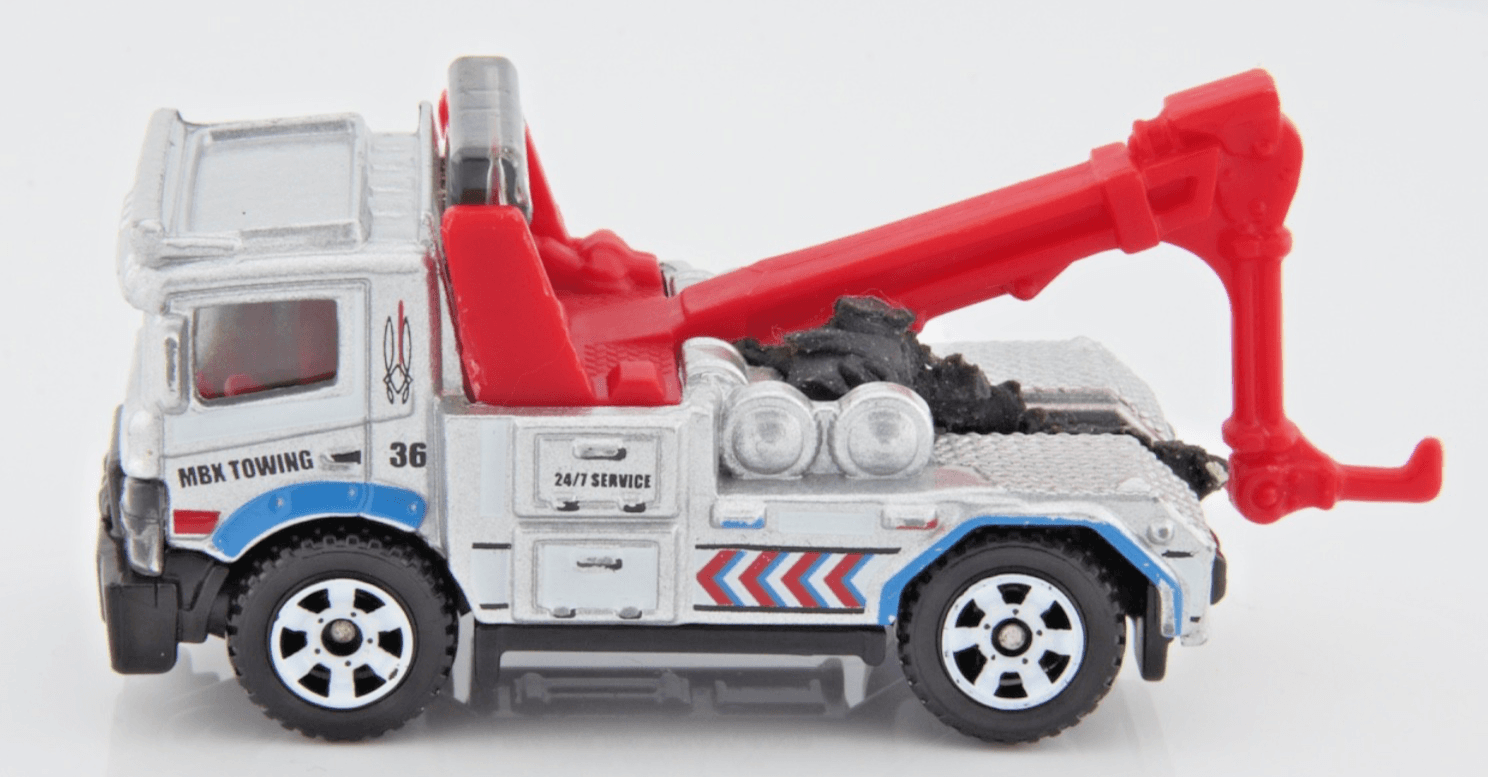 2023 Matchbox City Drivers III ~ URBAN TOW TRUCK ~ Silver/Red 1:64 Diecast - Thumbnail 4