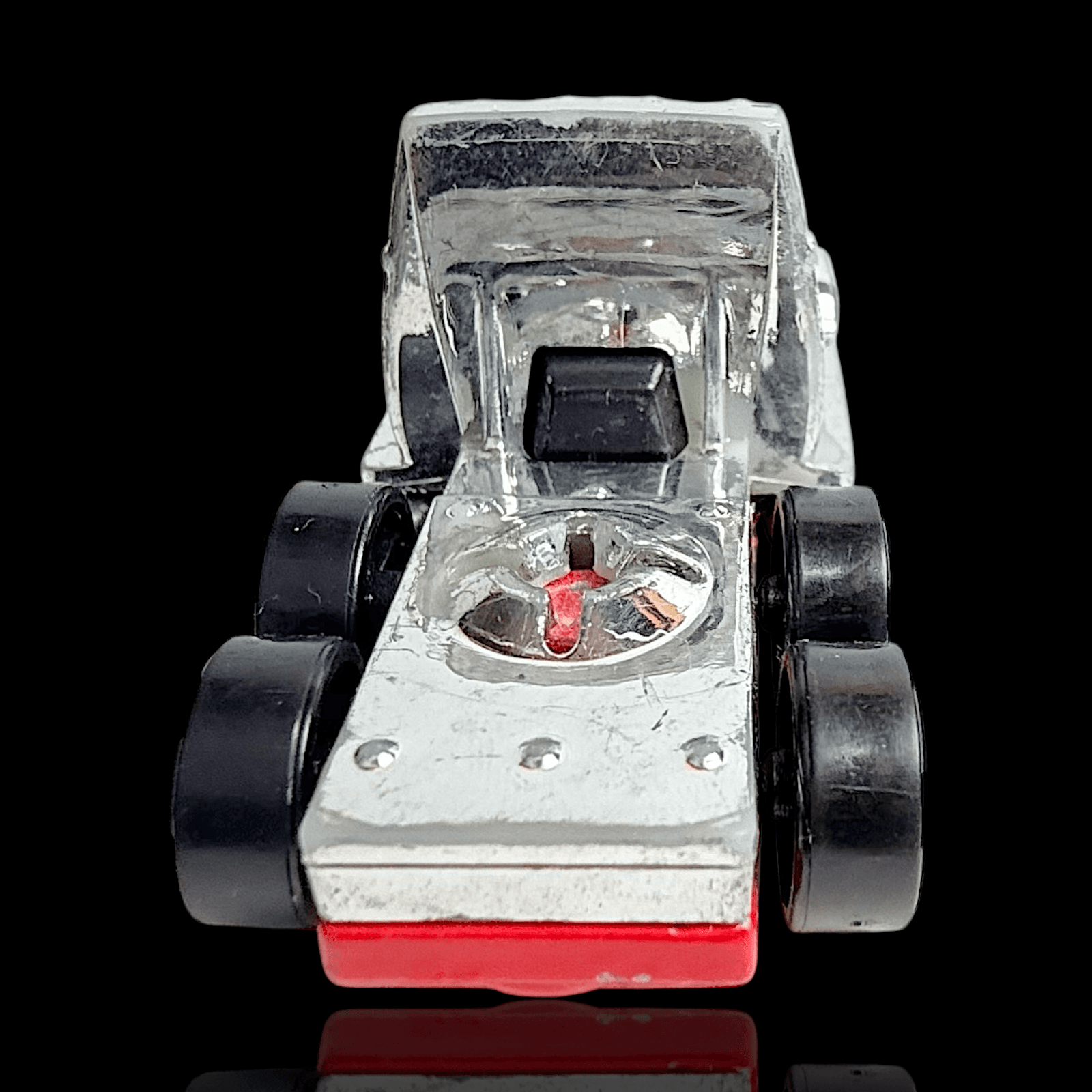 Hot Wheels 2012 TRACKIN' TRUCKS Speed Hauler ~ Silver Black Checkered Skull - Thumbnail 4