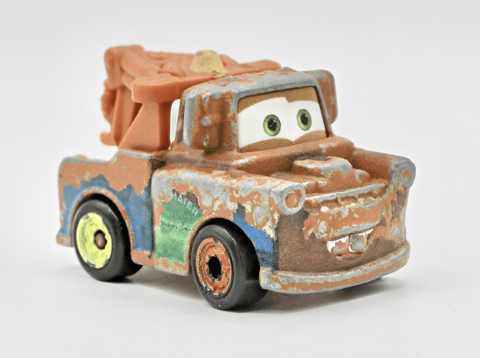 Disney Pixar Cars ~ Mini Racers ~ TOW MATER ~ Diecast Truck 1:110