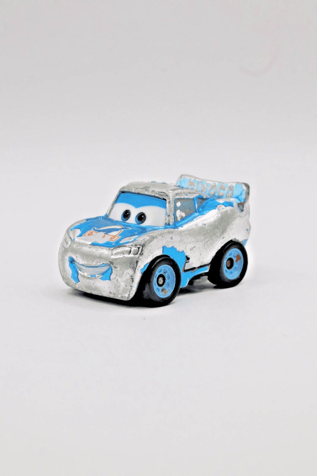 Disney Pixar Cars ~ Mini Racers ~ METALLIC DINOCO MCQUEEN ~ 1:100 Diecast - Thumbnail 2