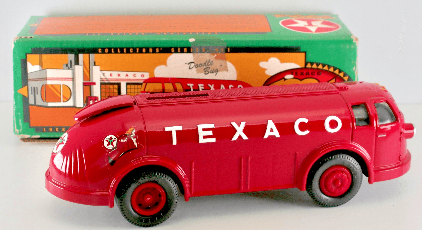 ERTL ~ TEXACO 1934 DIAMOND T TANKER ~ "DOODLE BUG" ~ Coin Bank