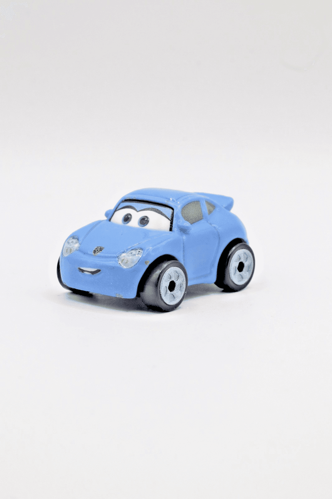 Disney Pixar Cars ~ Mini Racers ~ SALLY CARRERA PORSCHE 911 ~ Blue Diecast - Thumbnail 2