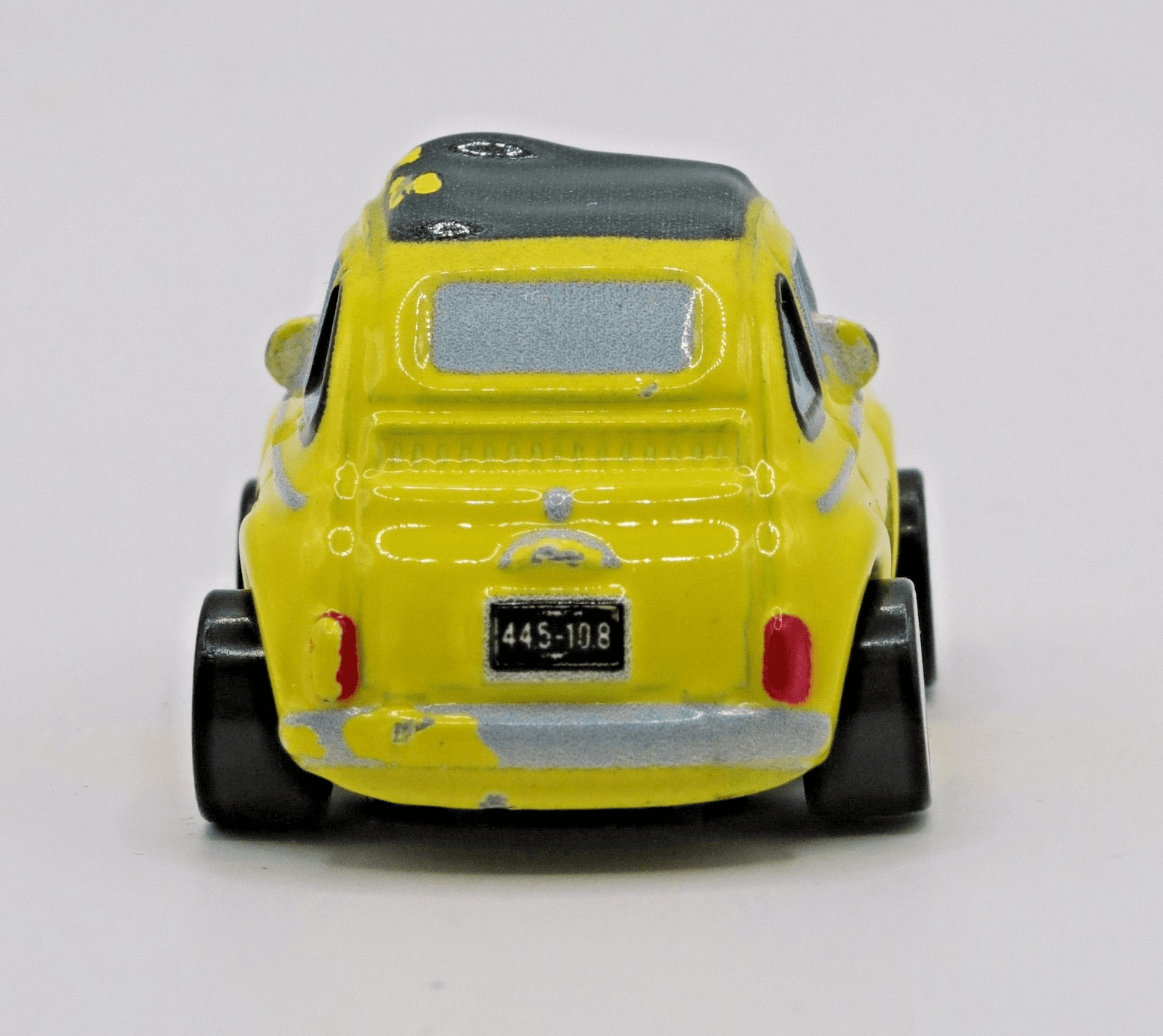 Disney Pixar Cars ~ Mini Racers ~ LUIGI ~ Yellow Diecast 1:100 - Thumbnail 4
