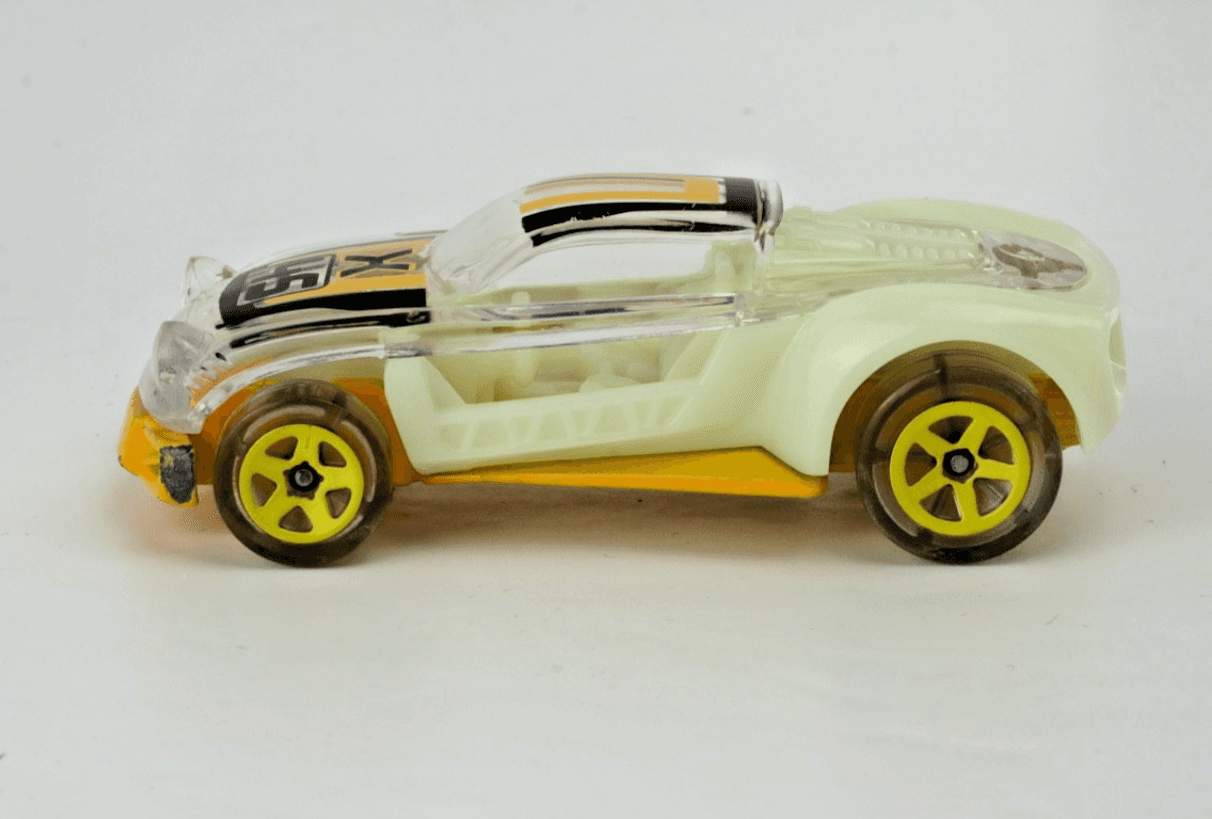 2022 Hot Wheels ~ LIGHTNIN' BUG ~ X-Raycers #218/250 Glow Dark Yellow - Thumbnail 4