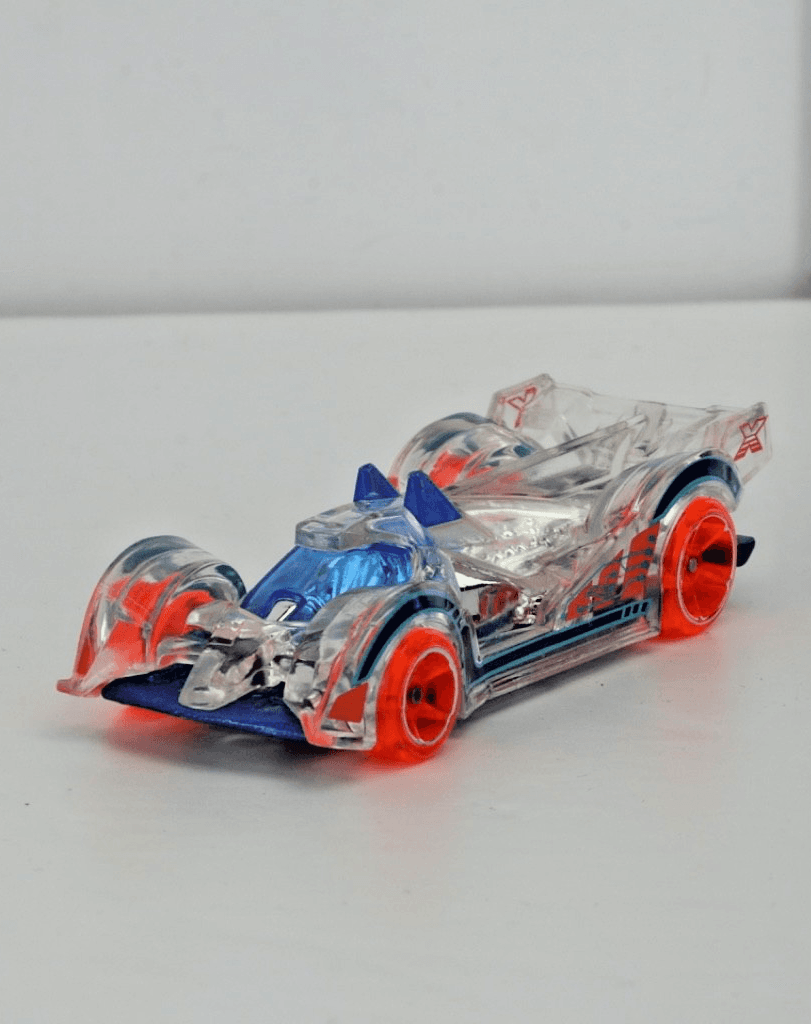 2013 Hot Wheels ~ HI-TECH MISSLE ~ X-Raycers Series ~ Clear Blue Orange 1:64 - Thumbnail 2