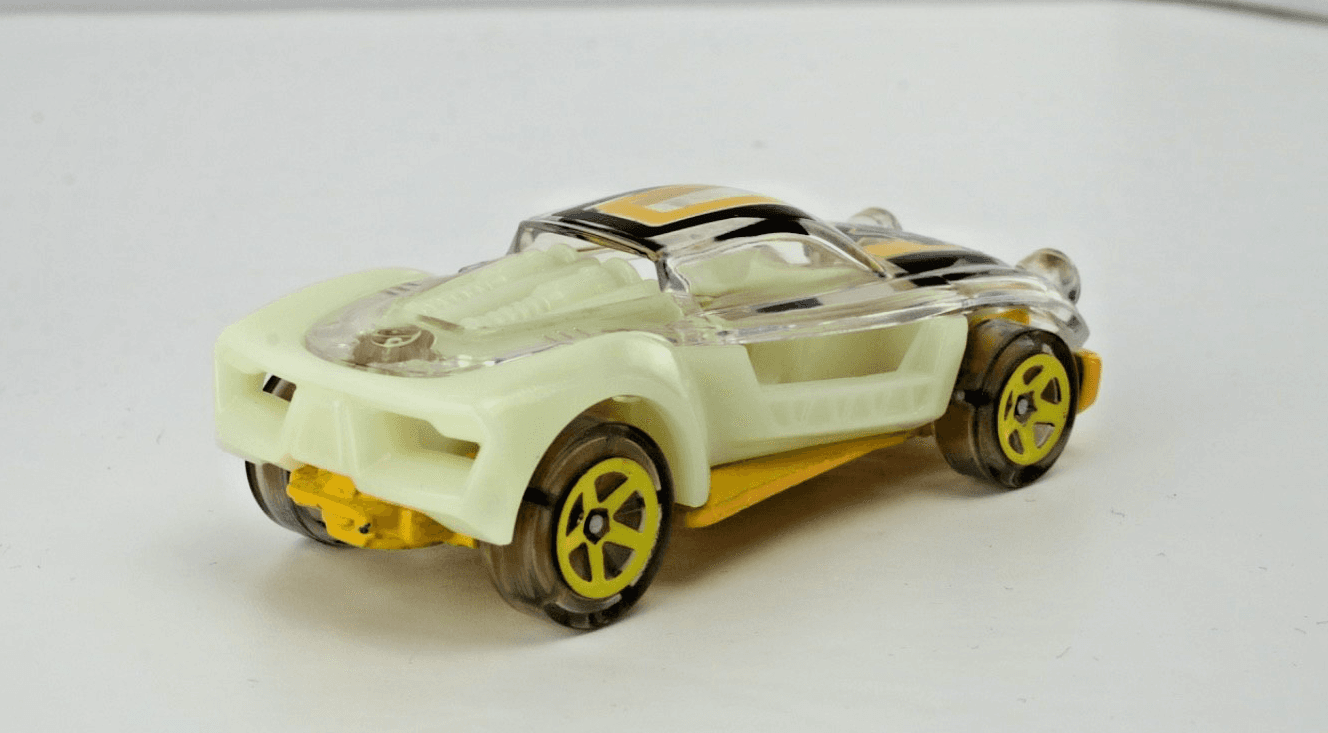 2022 Hot Wheels ~ LIGHTNIN' BUG ~ X-Raycers #218/250 Glow Dark Yellow - Thumbnail 5
