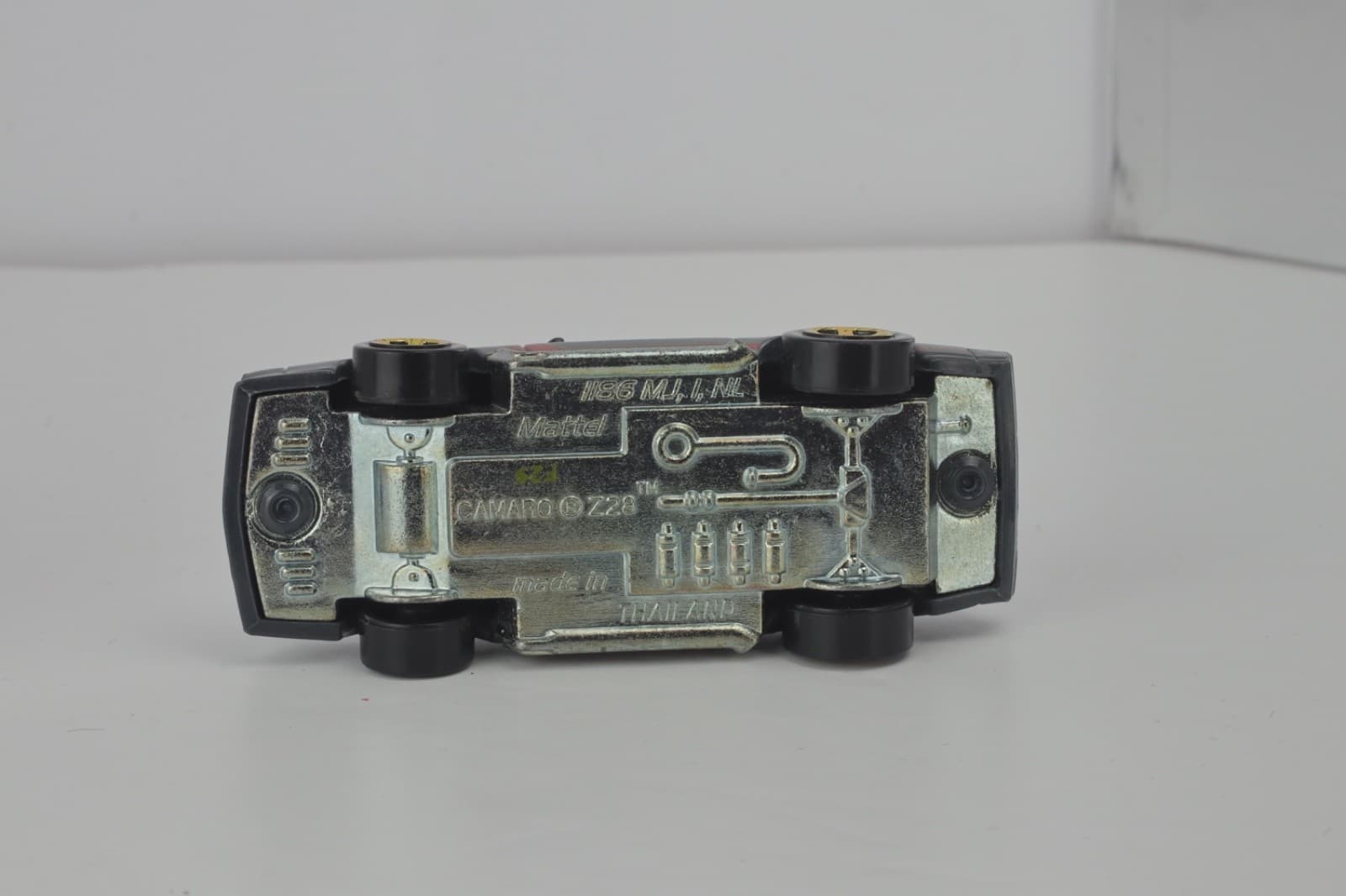 2013 Hot Wheels ~ CAMARO Z28 ~ Muscle Mania ~ 5 Pack Exclusive 1:64 - Thumbnail 11