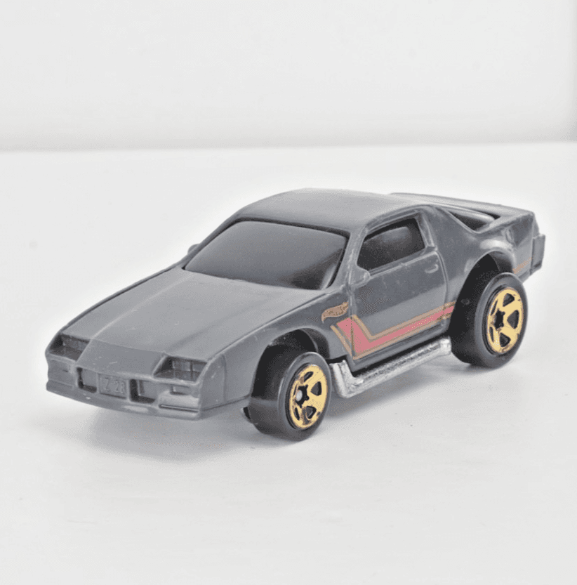 2013 Hot Wheels ~ CAMARO Z28 ~ Muscle Mania ~ 5 Pack Exclusive 1:64 - Thumbnail 2