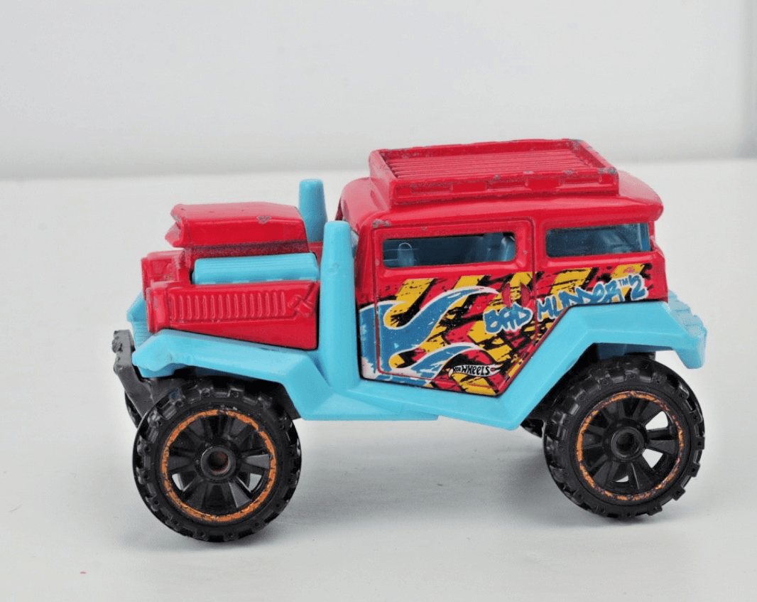 Hot Wheels ~ BAD MUDDER 2 ~ Red / Aqua Blue ~ 1:64 Scale Diecast Off-Road SUV - Thumbnail 4