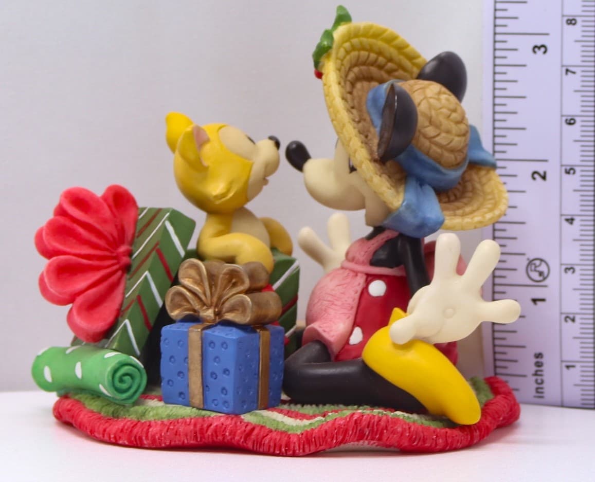 VTG Disney Enesco Minnie Mouse Wrapping Gifts “Wrapped to Purr-fection” Figurine - Thumbnail 5