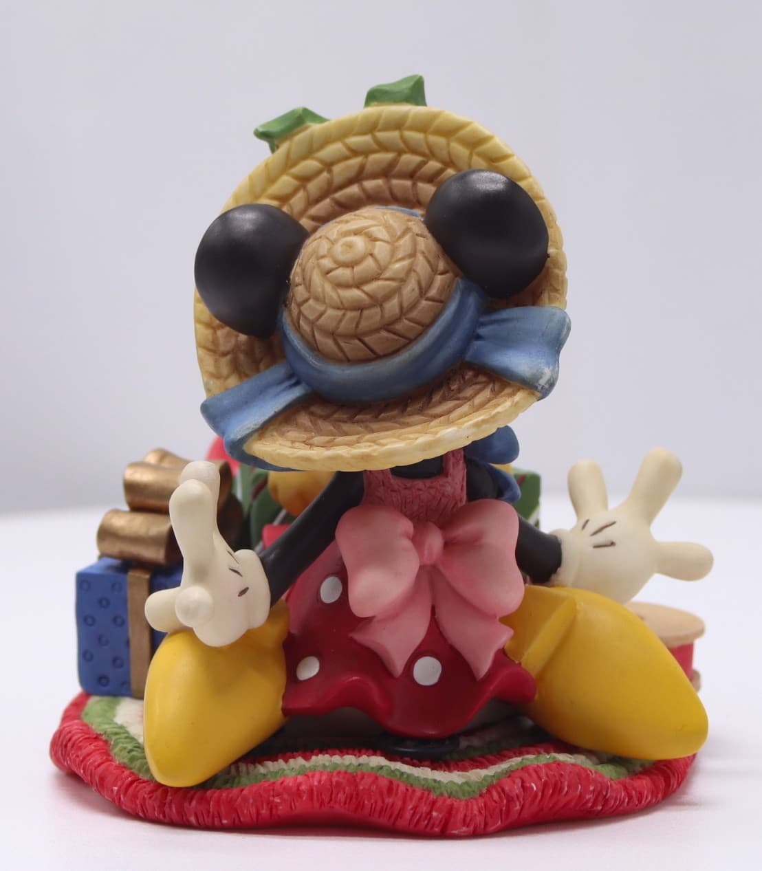 VTG Disney Enesco Minnie Mouse Wrapping Gifts “Wrapped to Purr-fection” Figurine - Thumbnail 3