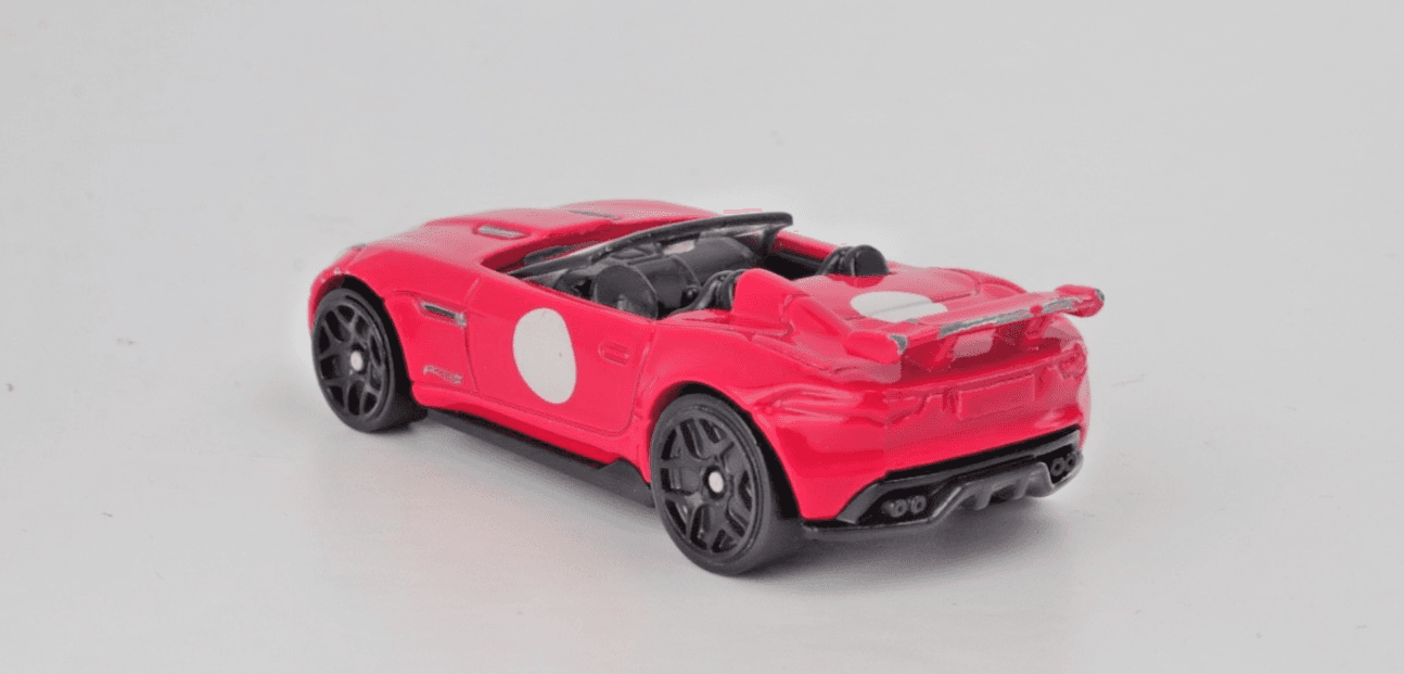 Hot Wheels ~ 2015 JAGUAR F-TYPE Project 7 ~ HW Showroom 1/10 ~ 1:64 Diecast Car - Thumbnail 5