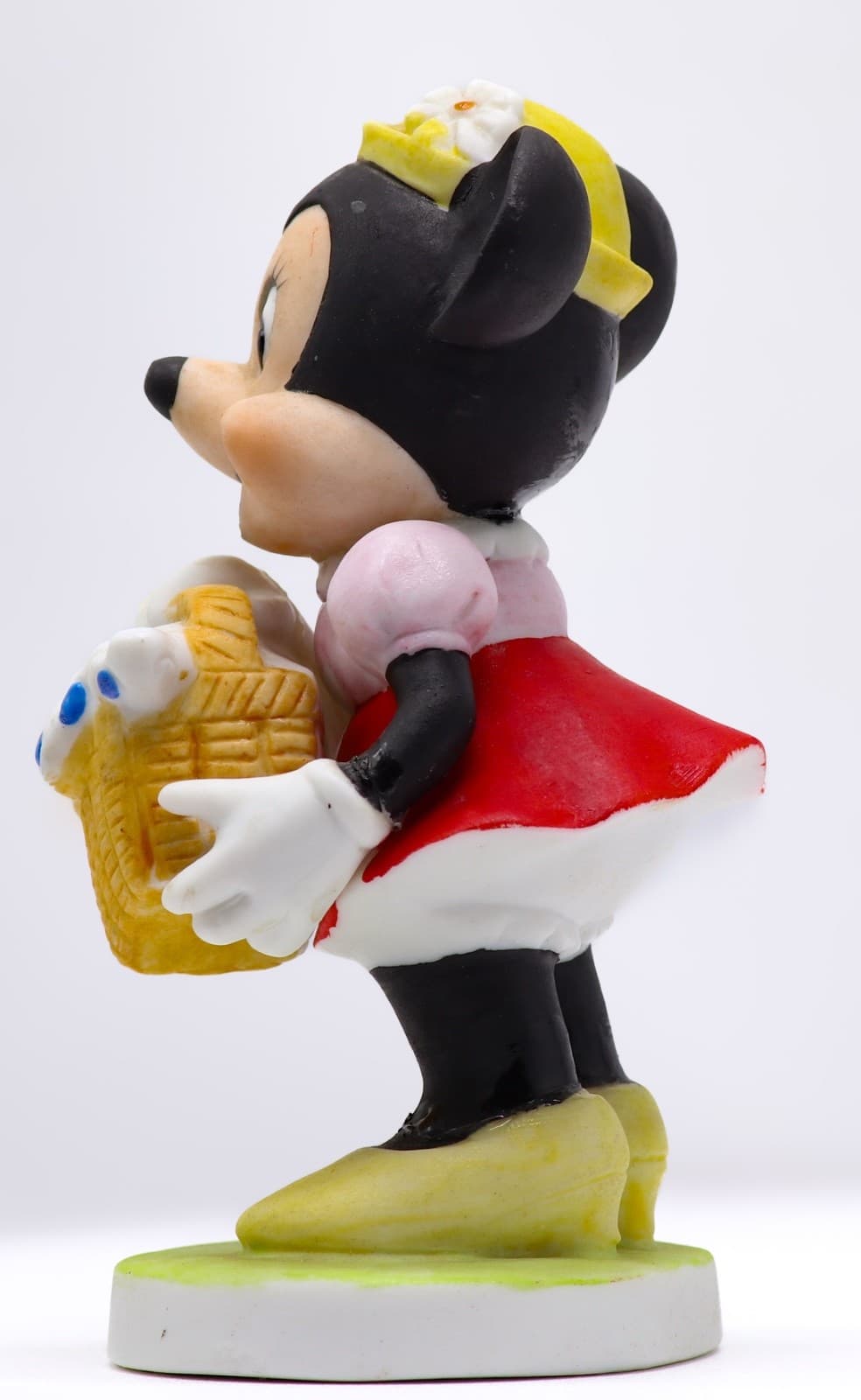 Walt Disney Minnie Mouse Figurine With Picnic Basket - paint chips on skirt - Thumbnail 2