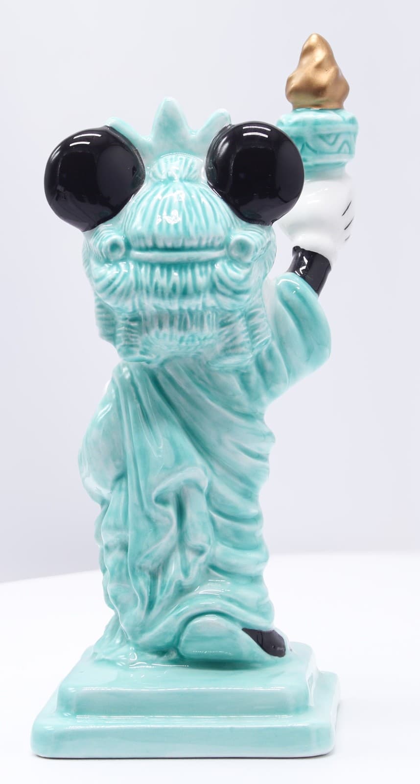 Disney China Minnie Mouse Statue of Liberty Figurine New York Souvenir Aqua 5” - Thumbnail 3