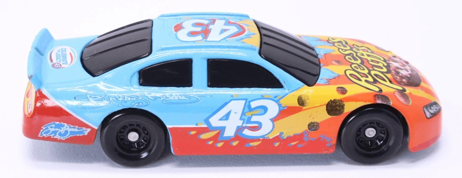 NASCAR ~ 2008 TCB ~ RICHARD PETTY #43 Reese's Puffs ~ Diecast 1:64 - Thumbnail 11