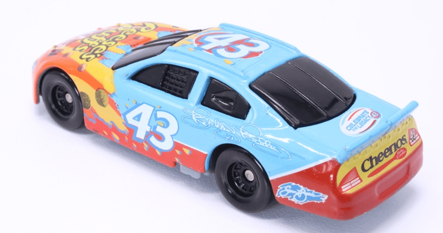 NASCAR ~ 2008 TCB ~ RICHARD PETTY #43 Reese's Puffs ~ Diecast 1:64 - Thumbnail 6