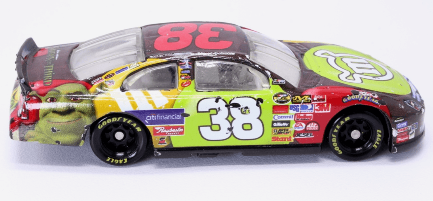 NASCAR ~ 2007 DAVID GILLILAND #38 M&M's Shrek ~ 1:64 Diecast - Thumbnail 3