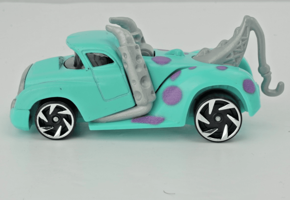 Hot Wheels Disney Pixar Monsters Inc ~ SULLEY TOW TRUCK - Thumbnail 4
