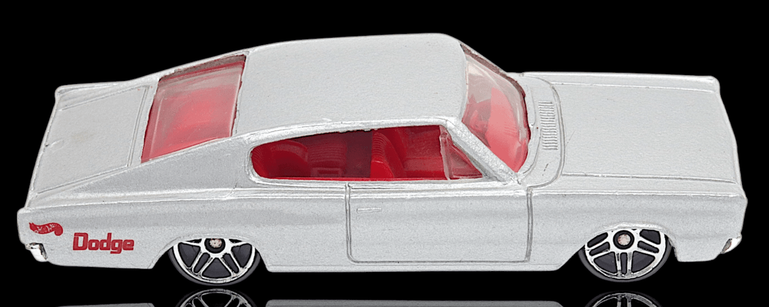 2000 Hot Wheels First Editions ~ 1967 DODGE CHARGER ~ Red Interior ~ 1:64
