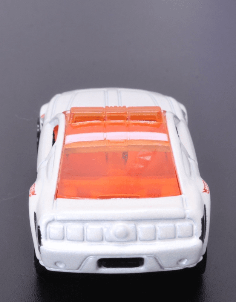 2009 Hot Wheels ~ FORD MUSTANG GT CONCEPT POLICE CAR ~ White 1:64 Diecast - Thumbnail 7