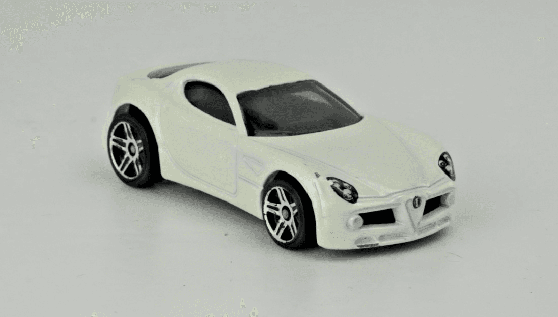 Hot Wheels ~ 2021 ALFA ROMEO 8C COMPETIZIONE ~ White 1:64 Diecast Car
