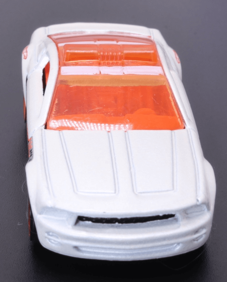 2009 Hot Wheels ~ FORD MUSTANG GT CONCEPT POLICE CAR ~ White 1:64 Diecast - Thumbnail 8