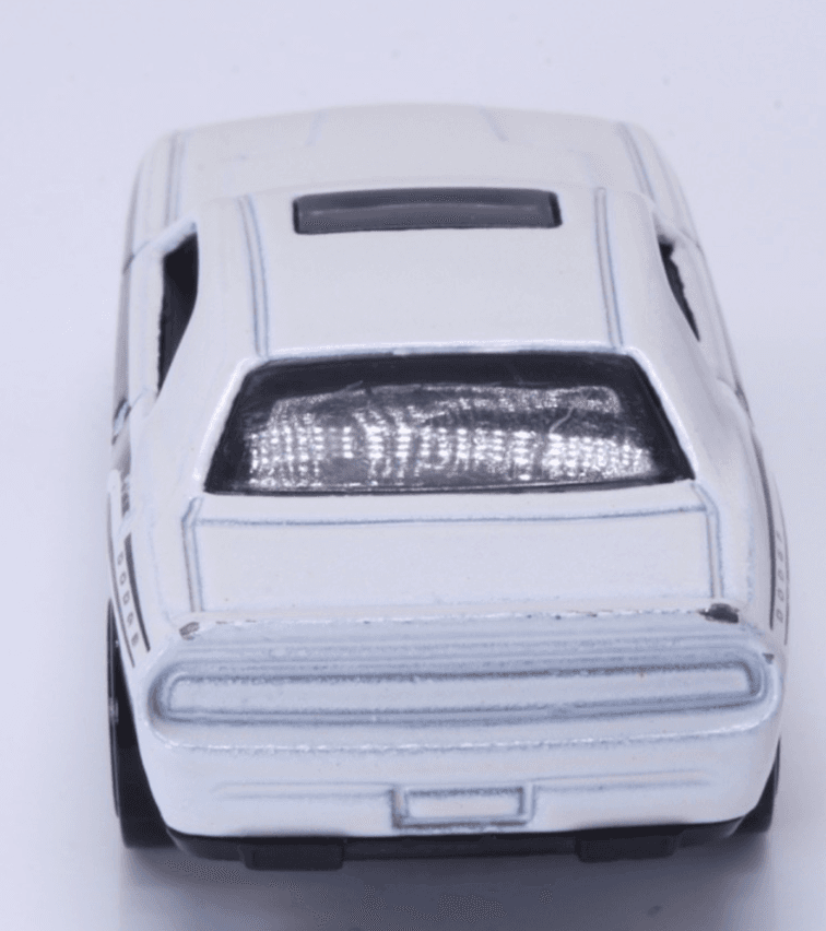 Hot Wheels Muscle Mania ~ 2008 DODGE CHALLENGER SRT ~ Diecast 1/64 - Thumbnail 7